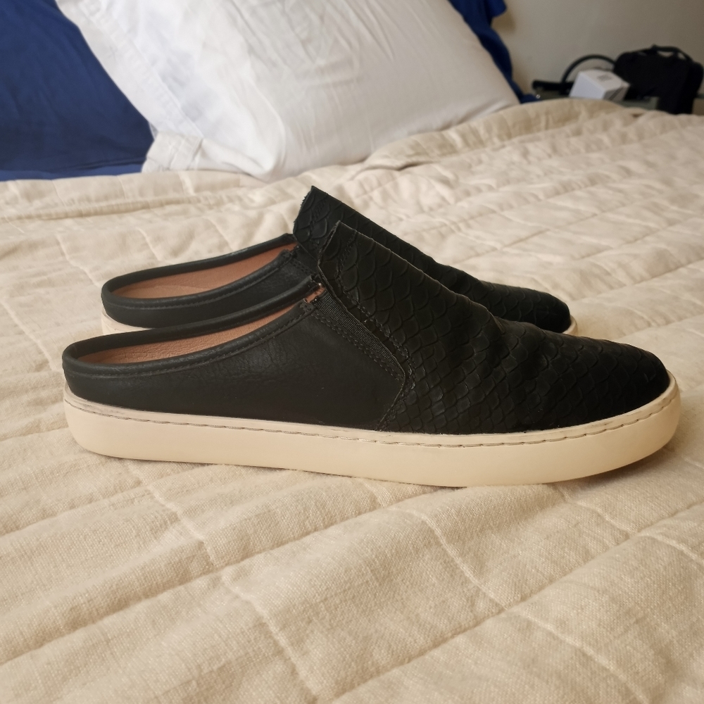 Hope Ave black slip on shoes